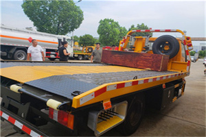 子洲附近拖车电话号码服务